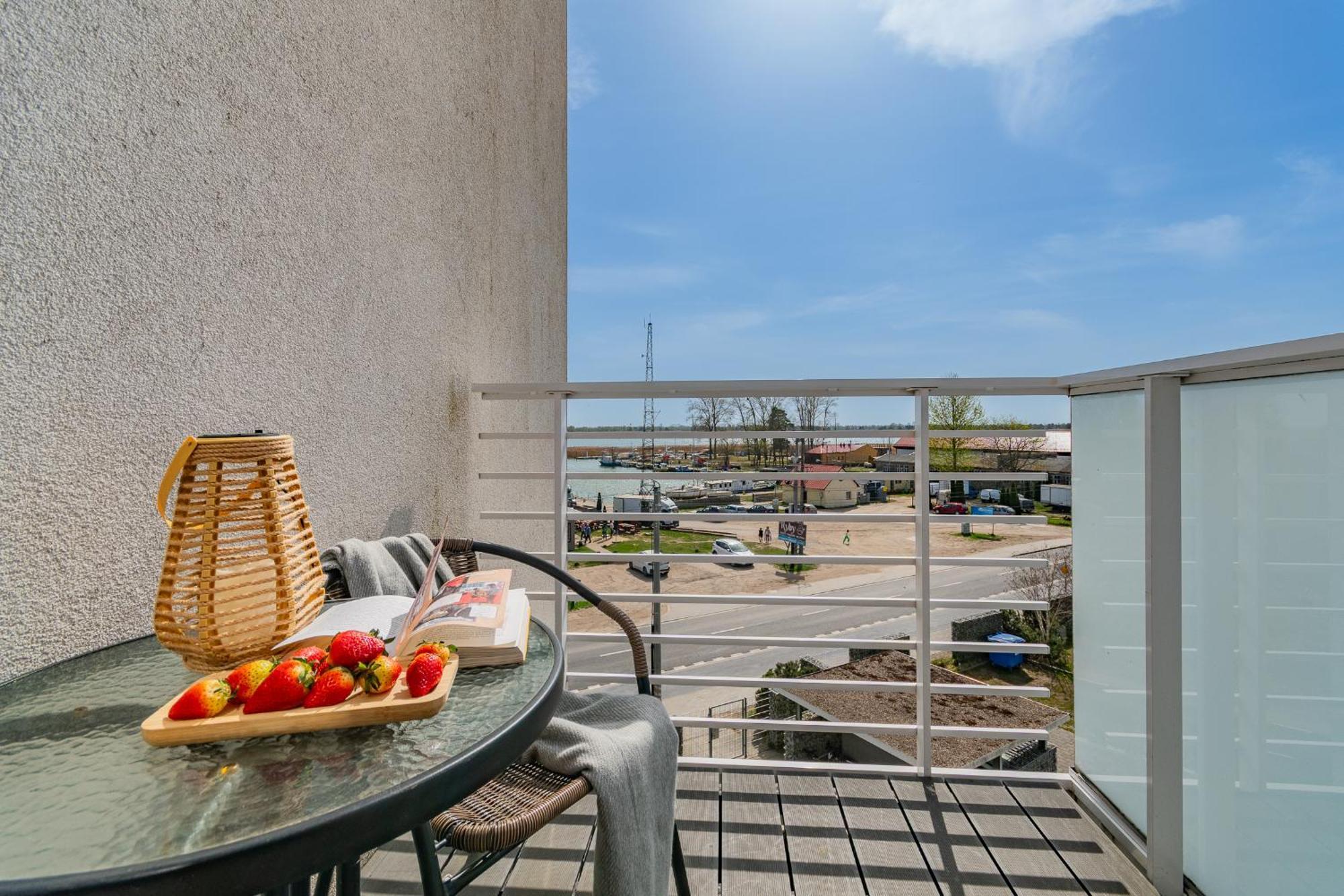 Apartamenty Mierzeja - Marina, Katy Rybackie, 100 M Od Zalewu Wislanego Exterior photo