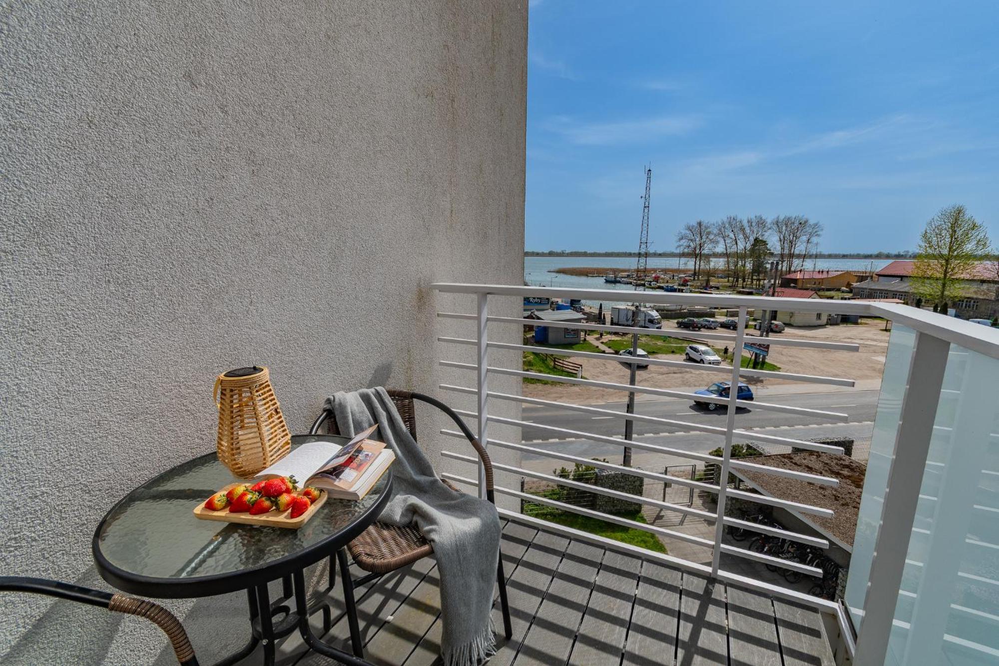Apartamenty Mierzeja - Marina, Katy Rybackie, 100 M Od Zalewu Wislanego Exterior photo