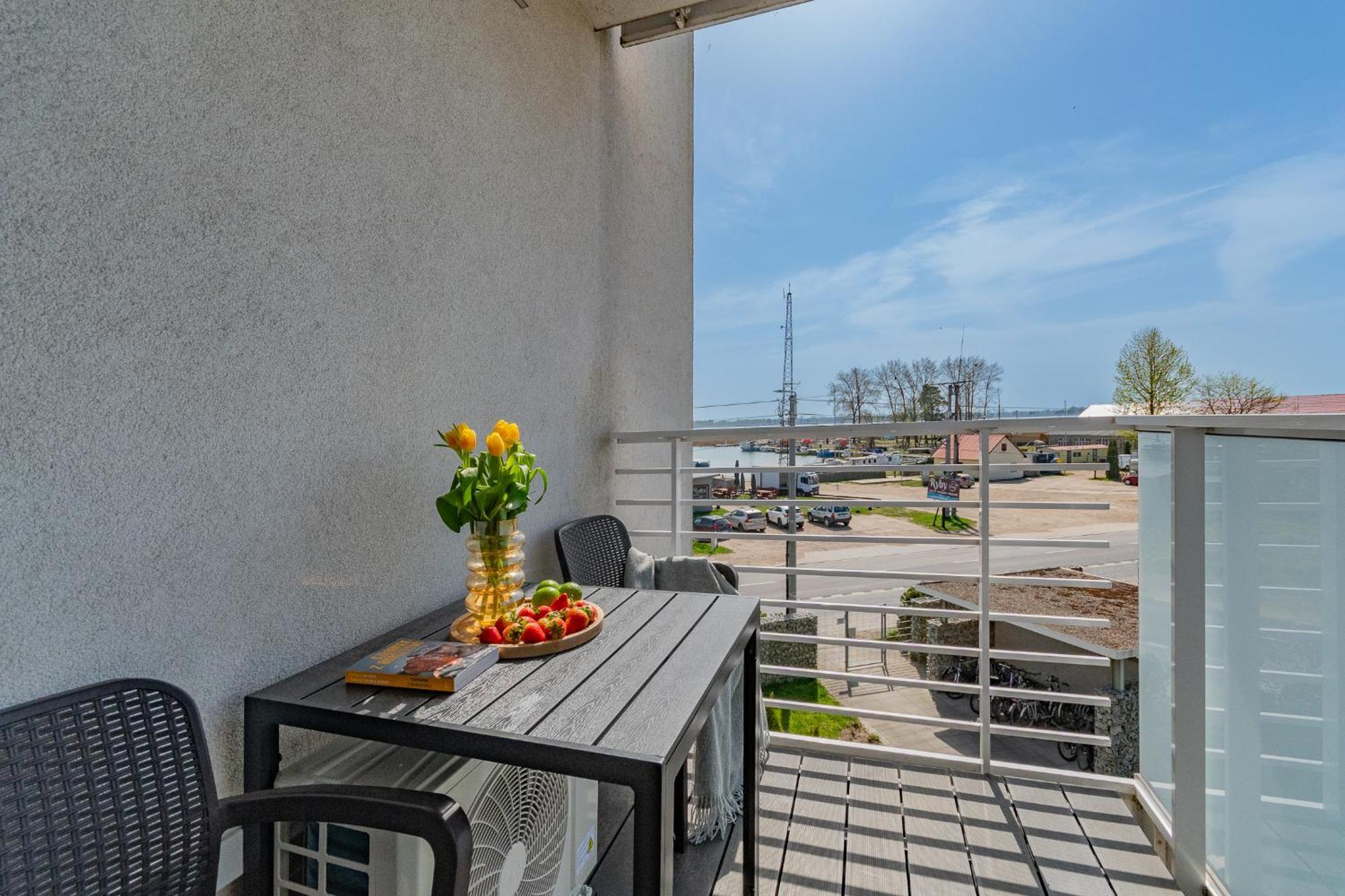 Apartamenty Mierzeja - Marina, Katy Rybackie, 100 M Od Zalewu Wislanego Exterior photo